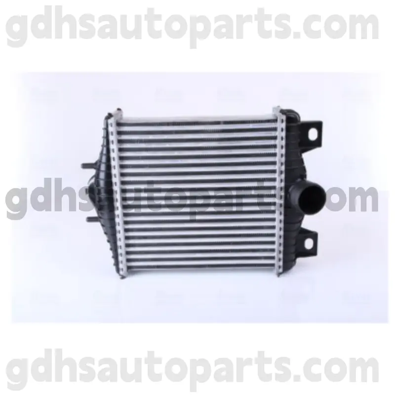 961427 nissens lataus ilmajäähdyttimestä Range Rover Sport OE NO. LR036432